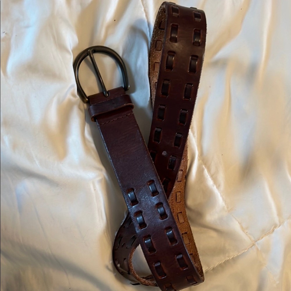 Ladies’ Brown Leather Belt